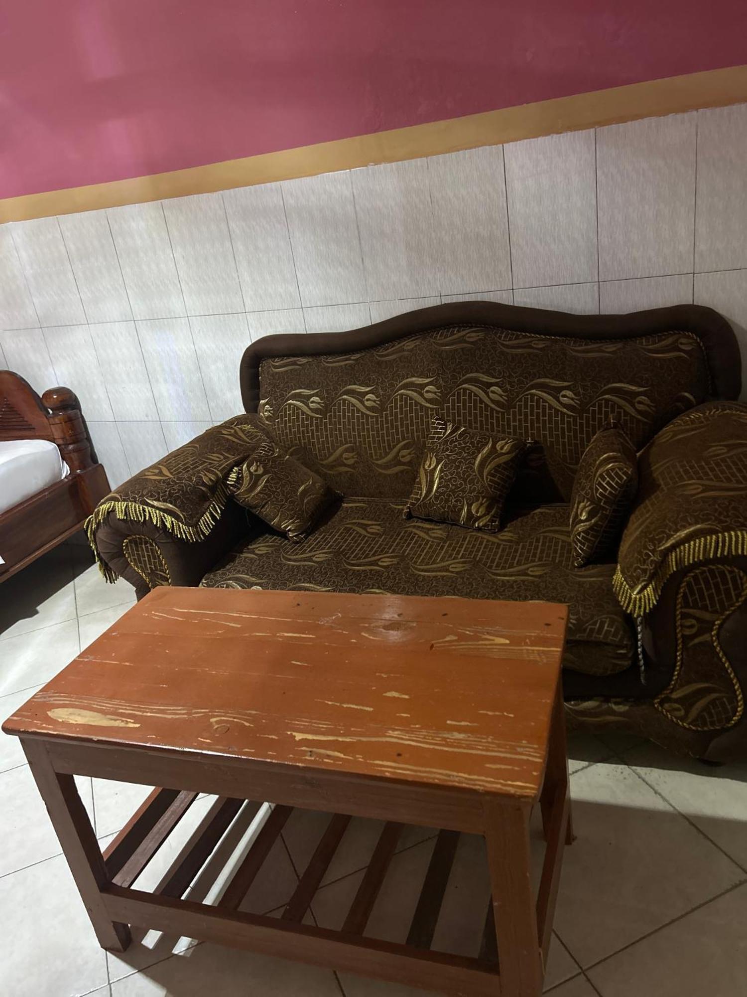 Bed and Breakfast Tanpak Gardens Bnb Дар-эс-Саламе Экстерьер фото